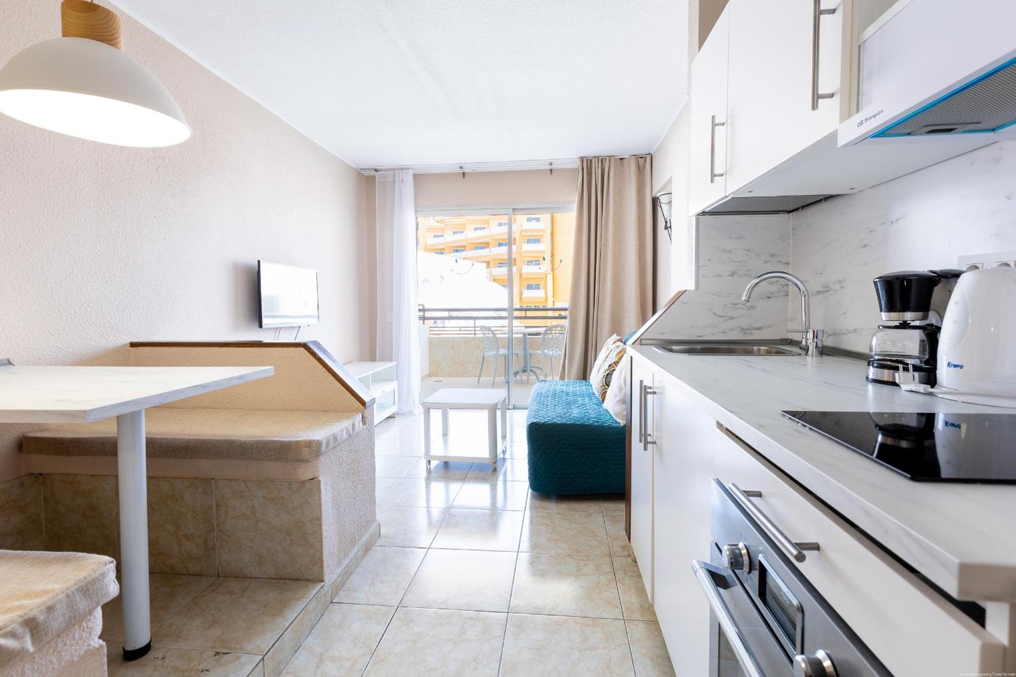 Studio In San Eugenio Адехе Экстерьер фото